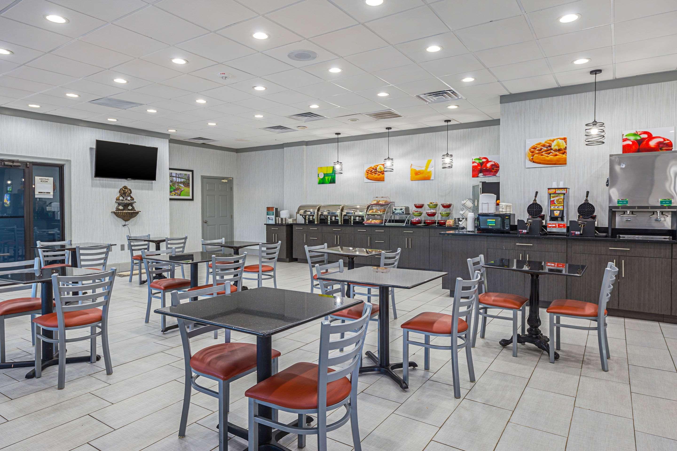 Quality Inn & Suites Greenville - Haywood Mall Екстер'єр фото