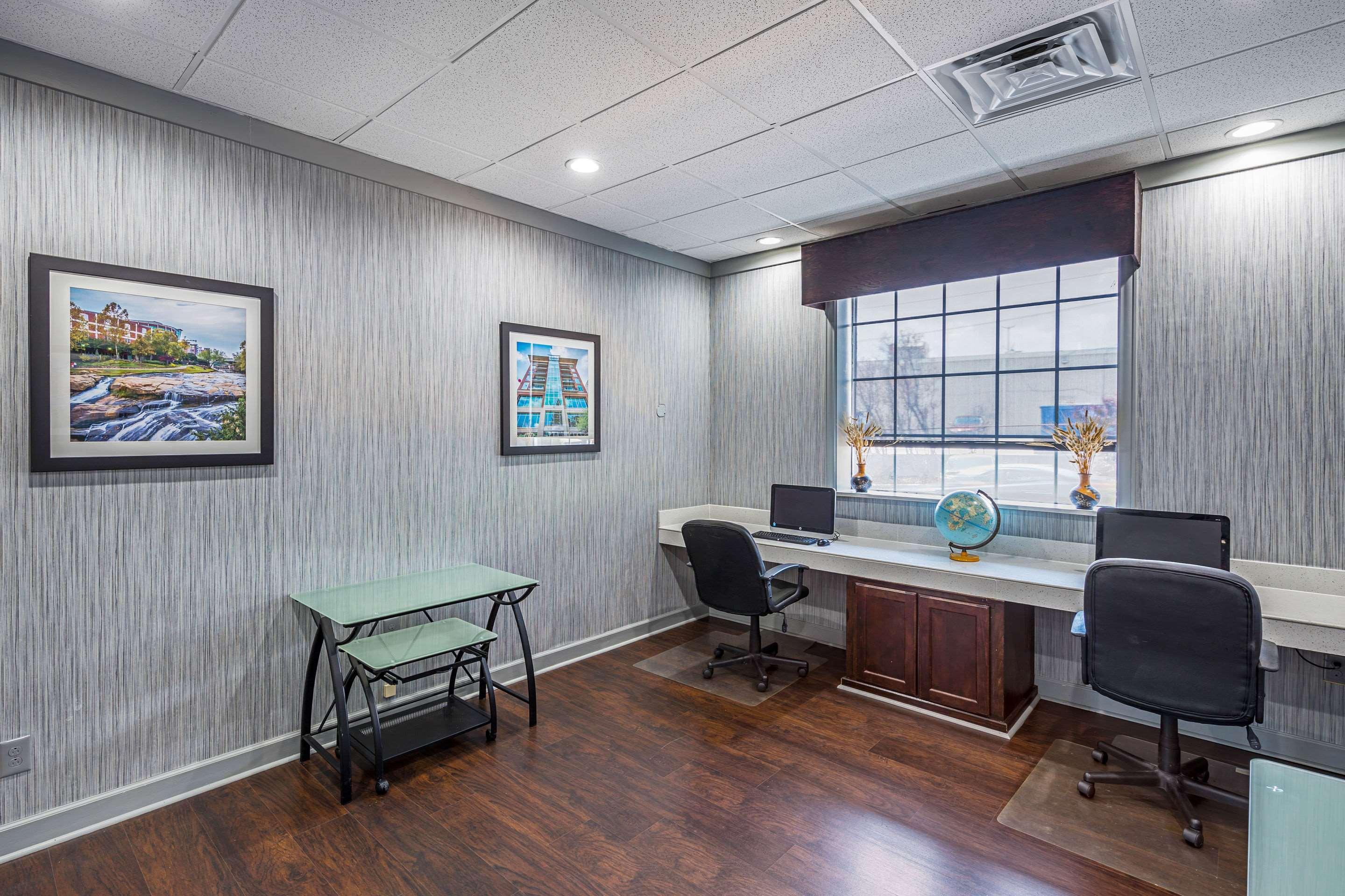 Quality Inn & Suites Greenville - Haywood Mall Екстер'єр фото