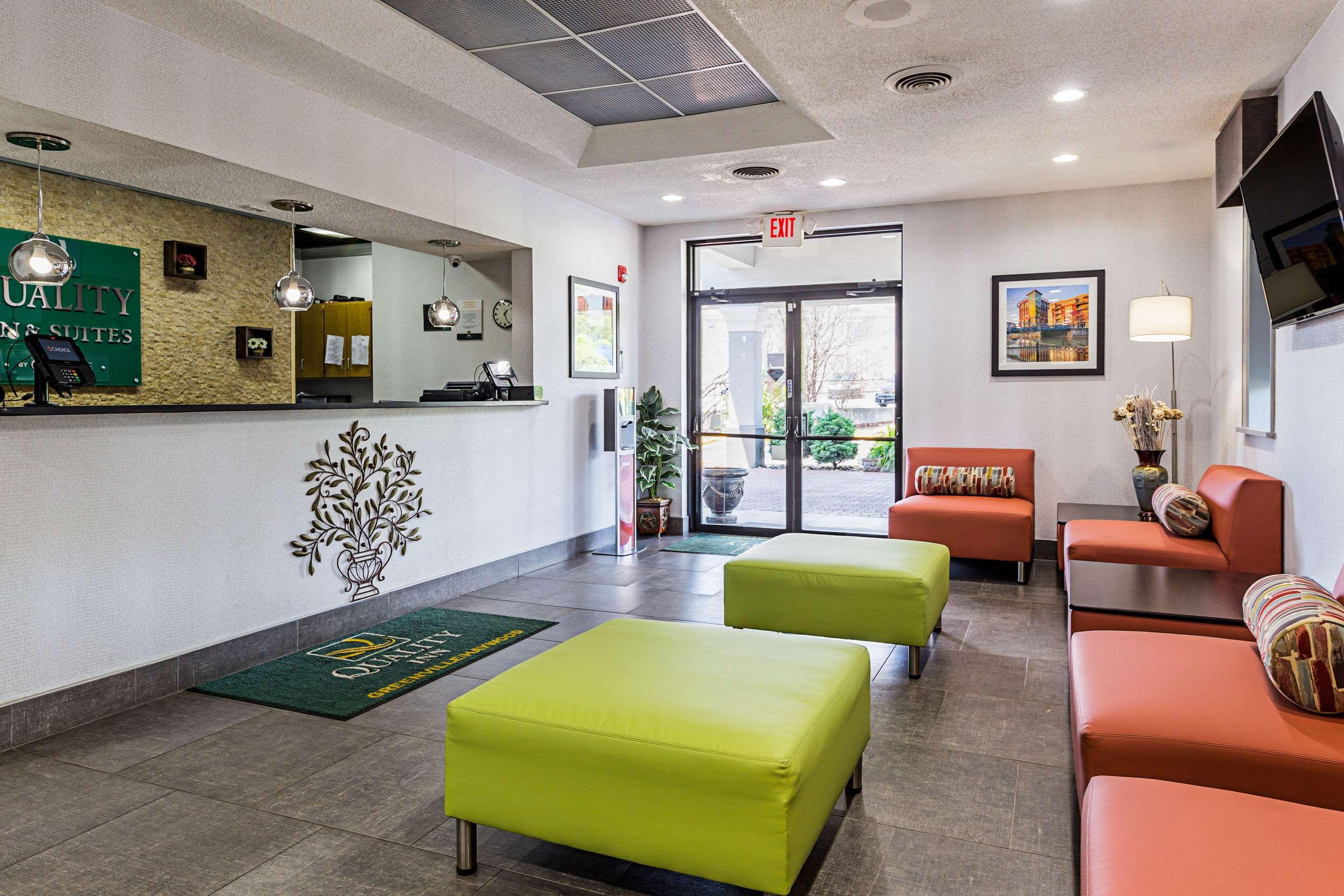 Quality Inn & Suites Greenville - Haywood Mall Екстер'єр фото