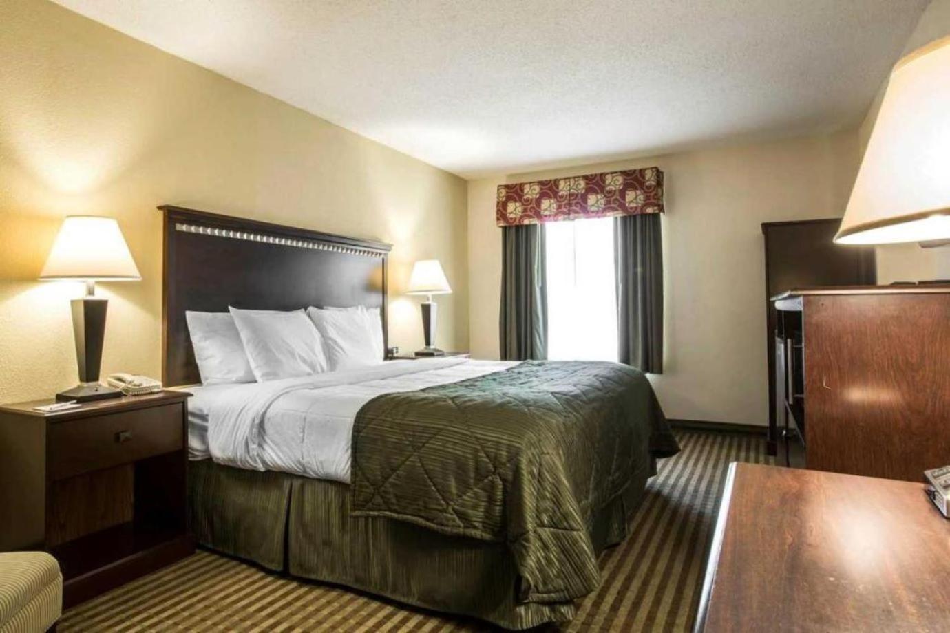 Quality Inn & Suites Greenville - Haywood Mall Екстер'єр фото
